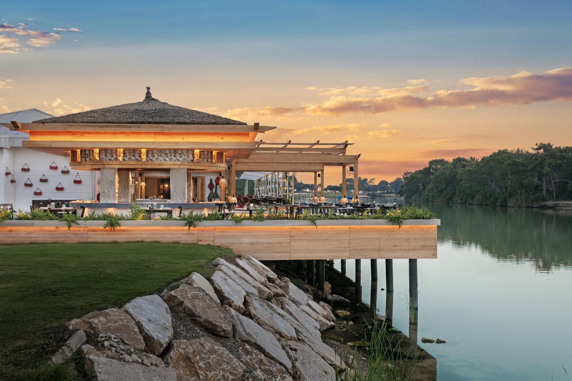 Titanic Deluxe Golf Resort 5*